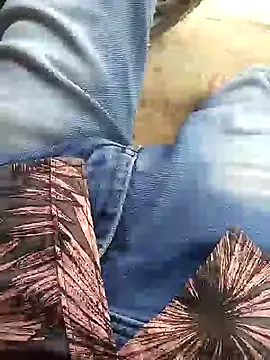 PracticalGum40 online show from February 2025 09:47:02 AM