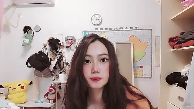 Cherie-xinxin01 online show from December 2024 01:02:02 PM