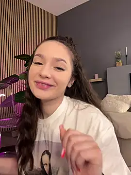 VixenAmour online show from March 2025 06:23:02 PM