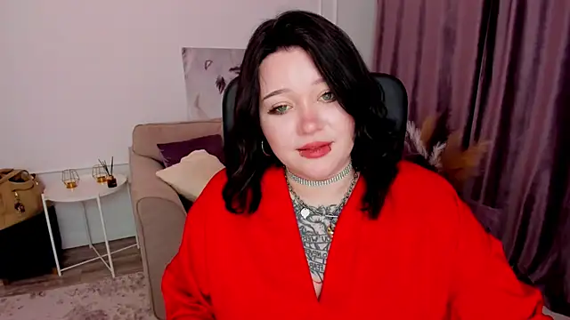 MoonLghte online show from February 2025 07:38:01 PM