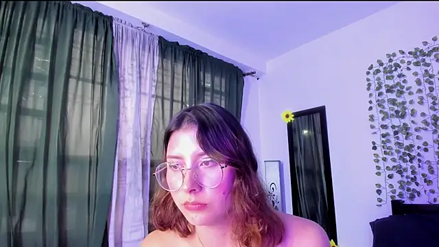 Noellesable online show from January 2025 08:27:01 PM