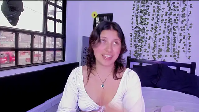 Noellesable online show from January 2025 09:25:02 PM