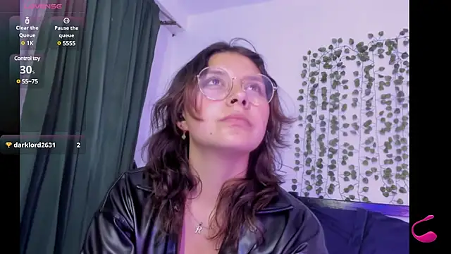 Noellesable online show from February 2025 05:47:01 PM