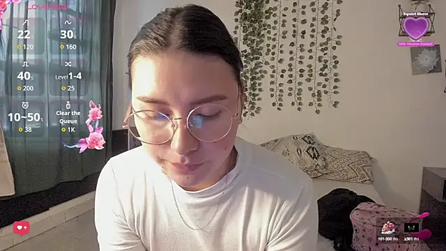 Noellesable online show from September 2025 05:25:01 PM