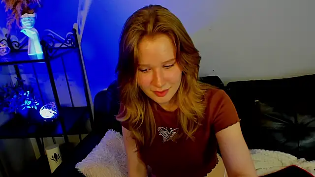 EvaStevs online show from December 2024 11:25:02 PM