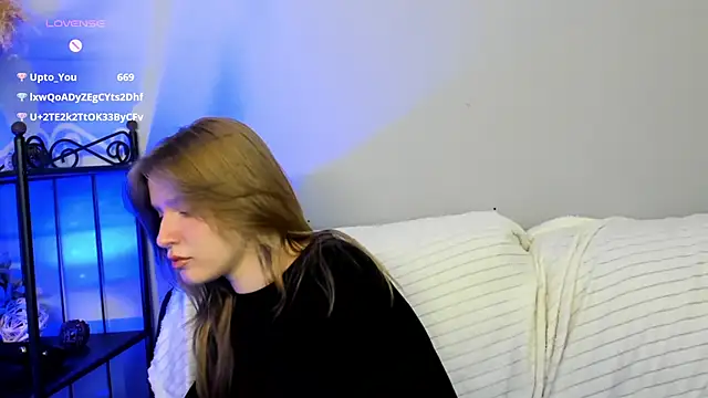 EvaStevs online show from January 2025 04:15:01 AM