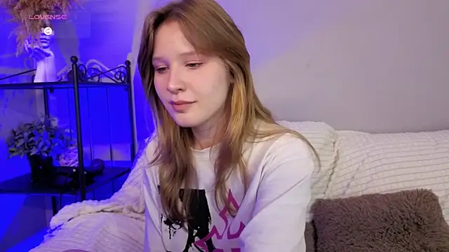 EvaStevs online show from January 2025 07:21:02 PM