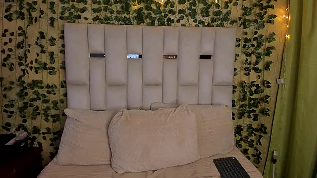 Snapshot of jenifer__power10 chatting on January 2025 12:36:01 PM jenifer power10 online show from January 2025 12:36:01 PM