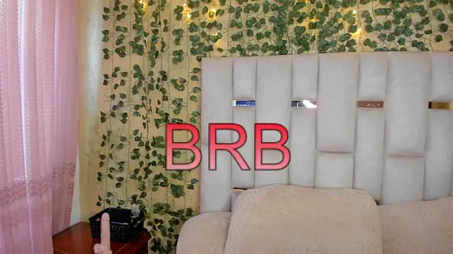 Snapshot of jenifer__power10 chatting on January 2025 06:43:01 PM jenifer power10 online show from January 2025 06:43:01 PM