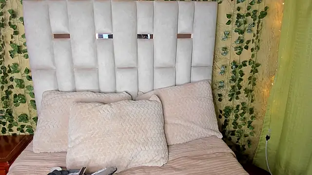 Snapshot of jenifer__power10 chatting on January 2025 12:07:02 PM jenifer power10 online show from January 2025 12:07:02 PM