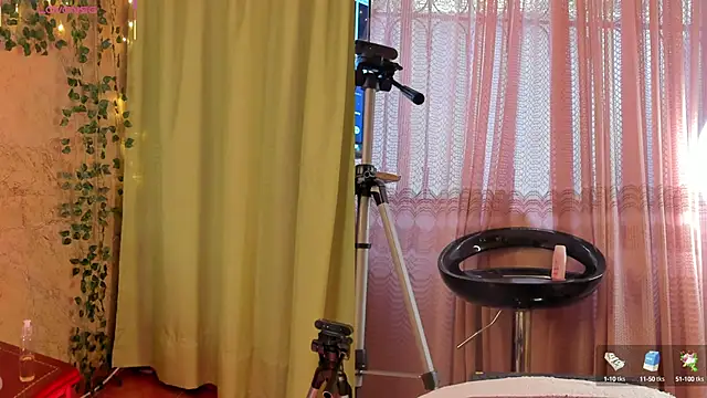 Snapshot of jenifer__power10 chatting on March 2025 06:29:01 PM jenifer power10 online show from March 2025 06:29:01 PM