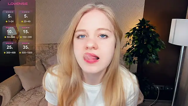 Snapshot of OdelinaFicken chatting on March 2025 07:35:02 AM OdelinaFicken online show from March 2025 07:35:02 AM