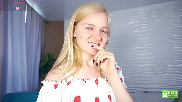 Snapshot of OdelinaFicken chatting on September 2025 06:24:02 AM OdelinaFicken online show from September 2025 06:24:02 AM