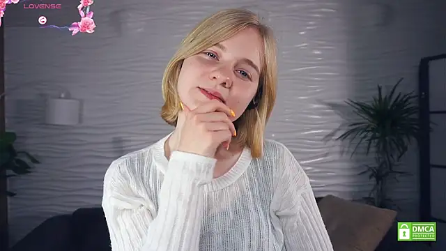 Snapshot of OdelinaFicken chatting on October 2025 07:08:01 AM OdelinaFicken online show from October 2025 07:08:01 AM