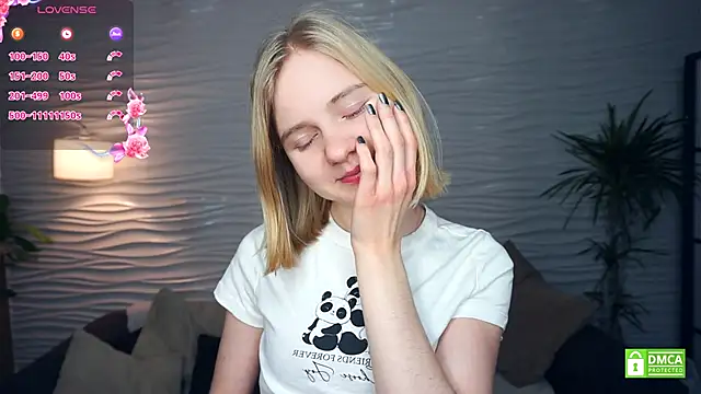 OdelinaFicken online show from December 2025 04:18:02 AM