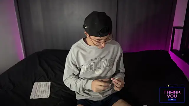 khonsu s online show from December 2024 11:40:01 PM