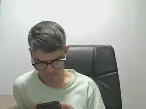 DiGabriel online show from December 2024 03:58:01 PM