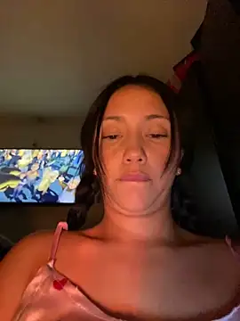 Snapshot of sweet_kitty0110 chatting on December 2024 07:01:01 AM sweet kitty0110 online show from December 2024 07:01:01 AM