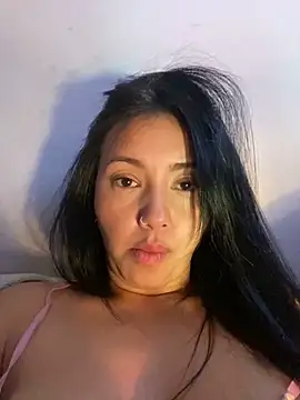 Snapshot of sweet_kitty0110 chatting on January 2025 06:42:02 AM sweet kitty0110 online show from January 2025 06:42:02 AM