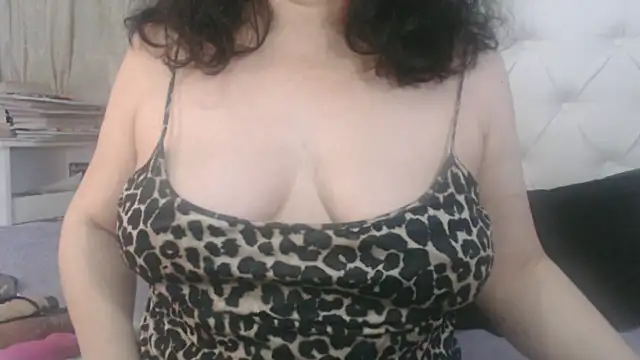 Snapshot of maturepriscila chatting on February 2025 09:48:02 PM maturepriscila online show from February 2025 09:48:02 PM