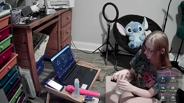 LilyFoxxx online show from January 2026 06:16:01 AM