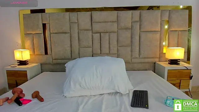 valtira nova online show from April 2026 07:36:01 PM