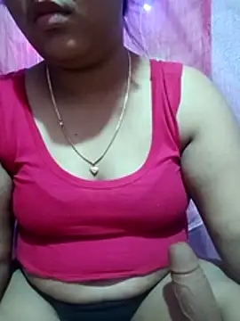 Super-Couple online show from December 2025 06:39:01 PM