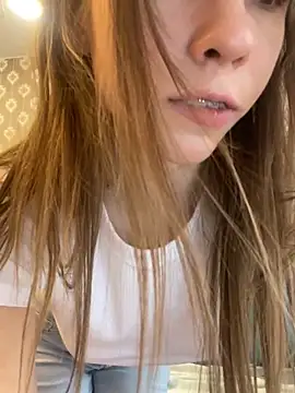 Snapshot of Tasty_ann chatting on December 2024 08:41:01 AM Tasty ann online show from December 2024 08:41:01 AM