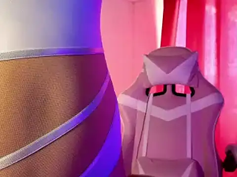 Snapshot of Sweet_xuee18 chatting on December 2024 09:16:01 PM Sweet xuee18 online show from December 2024 09:16:01 PM