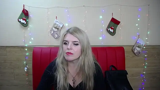 Julya Barbi online show from January 2025 06:03:02 PM