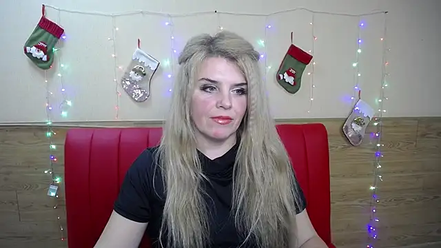 Julya Barbi online show from January 2025 06:27:02 PM