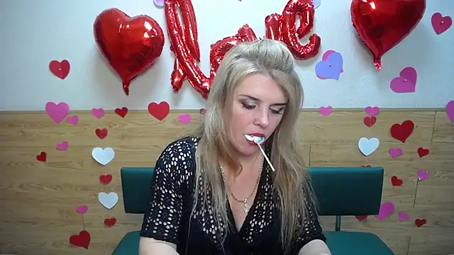 Julya Barbi online show from February 2025 06:09:02 PM