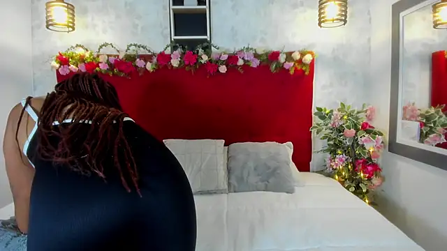 SilvannaFit online show from November 2025 12:05:02 PM