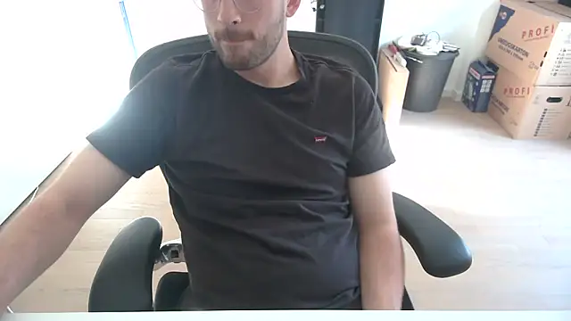 taallguyy 196 online show from May 2026 04:45:02 PM