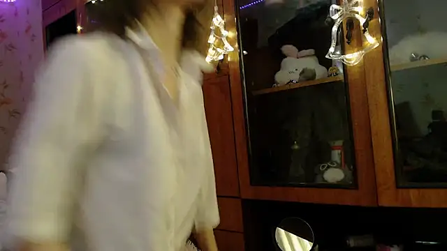 cloudgirrl online show from January 2025 08:57:02 PM