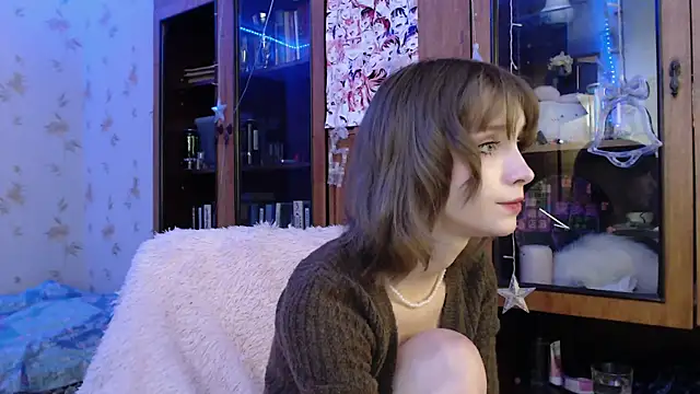 cloudgirrl online show from January 2025 09:22:01 PM