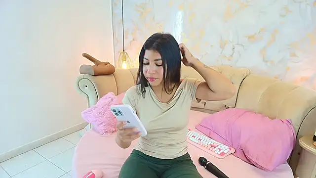 khloeblake online show from November 2025 05:12:03 AM