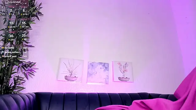 Snapshot of saray_halam chatting on February 2025 12:43:02 AM saray halam online show from February 2025 12:43:02 AM