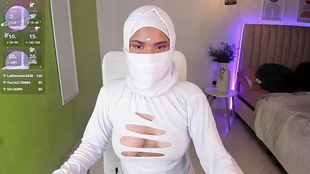 Snapshot of saray_halam chatting on March 2025 09:37:01 PM saray halam online show from March 2025 09:37:01 PM