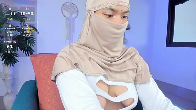 Snapshot of saray_halam chatting on September 2025 06:11:02 PM saray halam online show from September 2025 06:11:02 PM