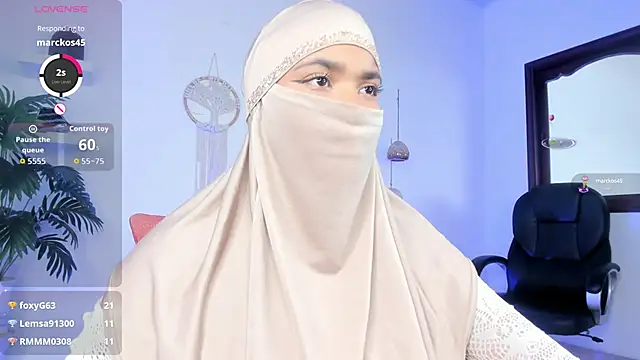 Snapshot of saray_halam chatting on October 2025 06:18:02 PM saray halam online show from October 2025 06:18:02 PM