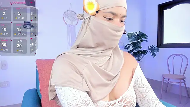 Snapshot of saray_halam chatting on November 2025 06:10:01 PM saray halam online show from November 2025 06:10:01 PM