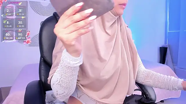 Snapshot of saray_halam chatting on November 2025 01:00:02 PM saray halam online show from November 2025 01:00:02 PM