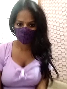 Shivani Tivari online show from February 2025 07:52:02 PM