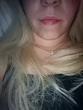 SUSELLAM1 online show from February 2026 09:10:02 PM