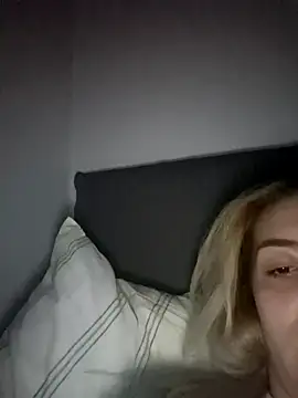 SUSELLAM1 online show from March 2026 11:37:01 PM