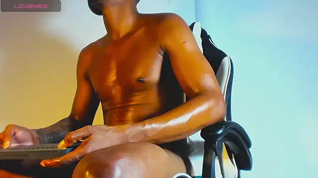 Amir mikelsen online show from November 2025 01:28:01 AM