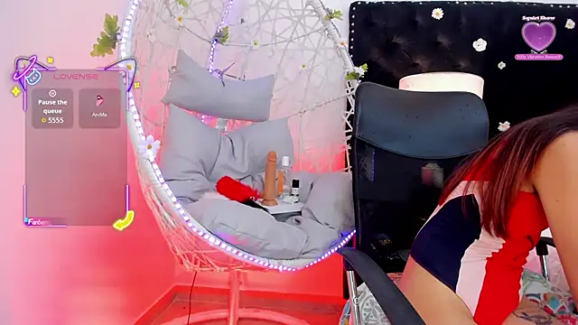 Goddess  Lilith online show from November 2025 05:06:01 AM