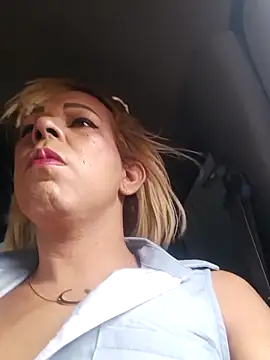 blondebitchlitle online show from November 2025 01:55:02 PM