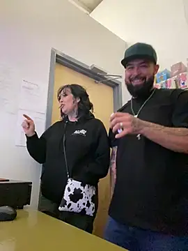 Snapshot of jr91esl chatting on February 2025 01:31:01 AM jr91esl online show from February 2025 01:31:01 AM